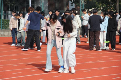 学院开展2026年萌新趣味运动会
